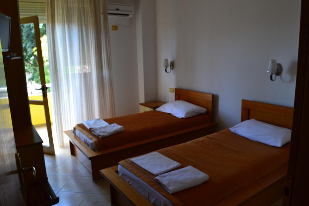 Hotel Alpine Vlore Ruang foto